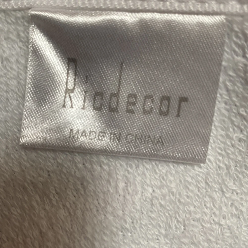 2 Beach Towels. 5 feet by 3 feet. Tie dye design. - Picture 2 of 2